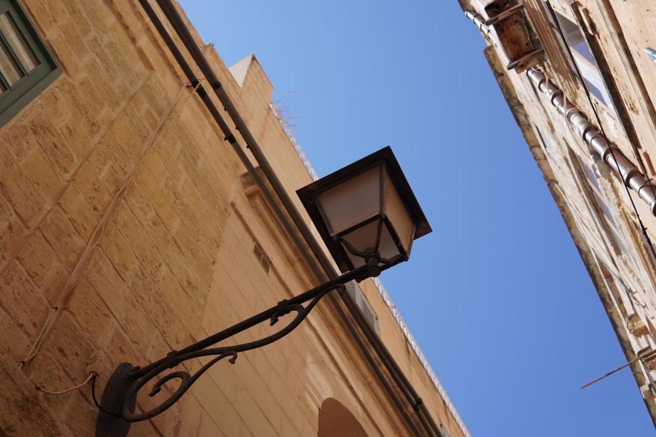 Villa Il-Mezzanine Private Traditional And Walking Distance To Bus Terminus Cospicua Exterior foto